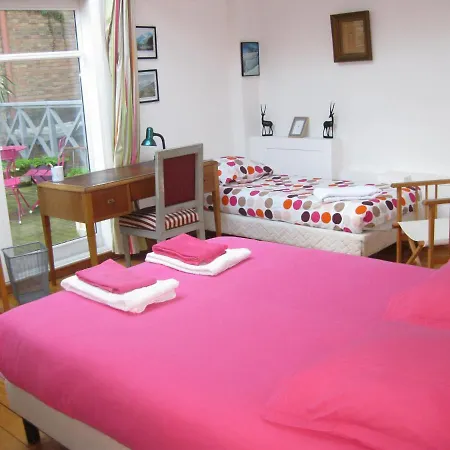 Πανσιόν Maison Anne Musset *